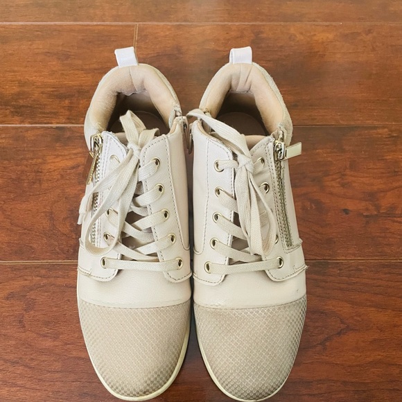 Aldo Shoes - Barely used Aldo sneakers.